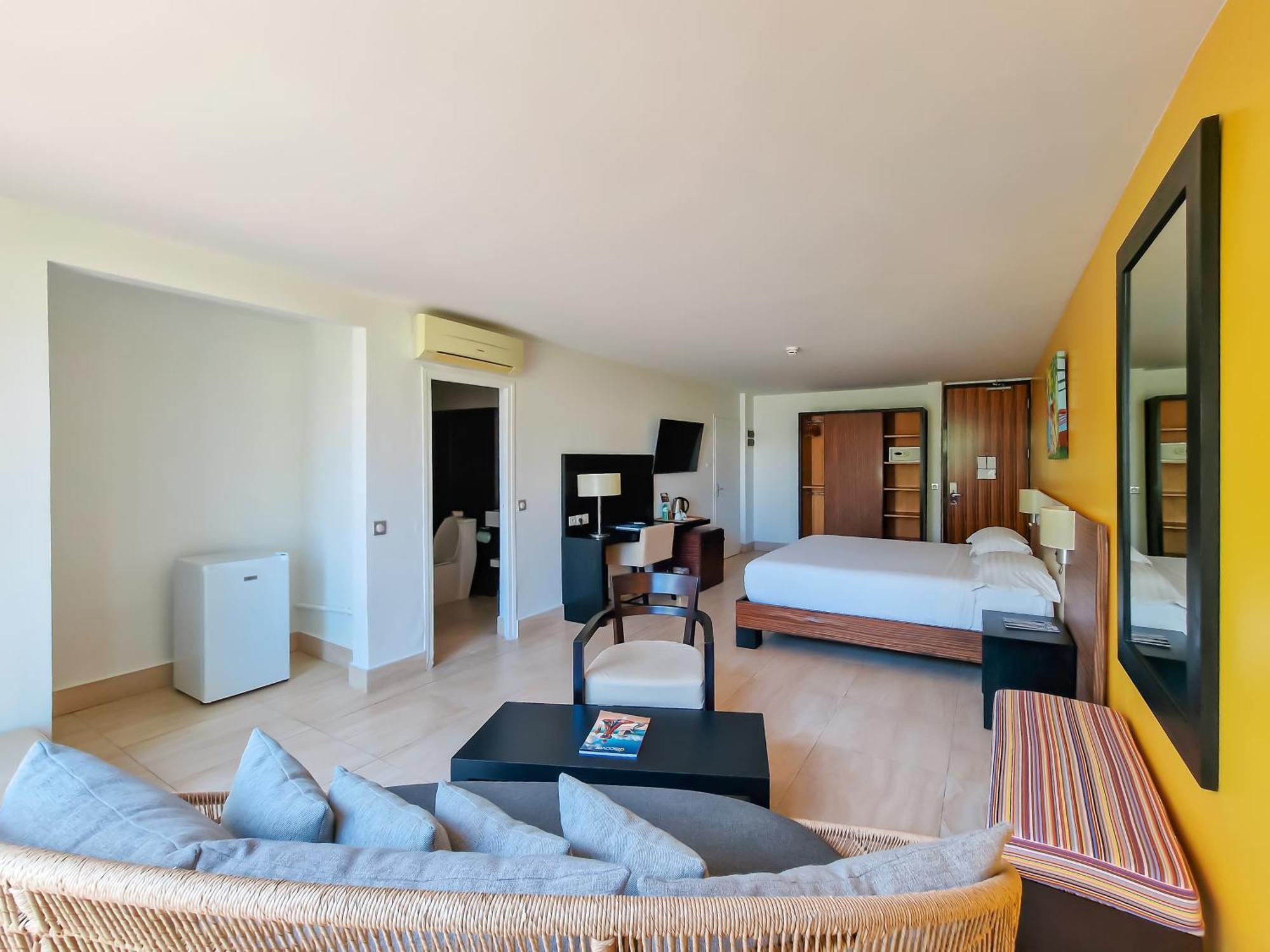Hommage Hotel & Residences Baie Nettle Zewnętrze zdjęcie